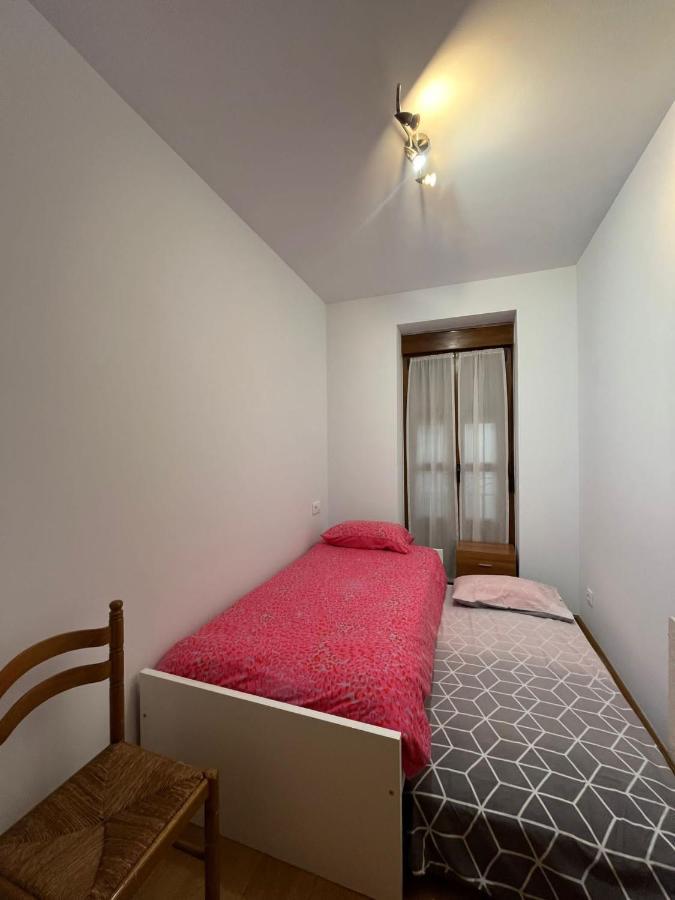 Apartamentosarturo Llanes Laplaza 2ºc Exteriör bild
